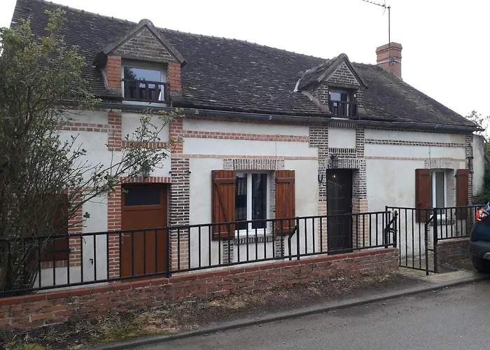 Maison Chaleureuse Avec Cheminee Des Coudrais